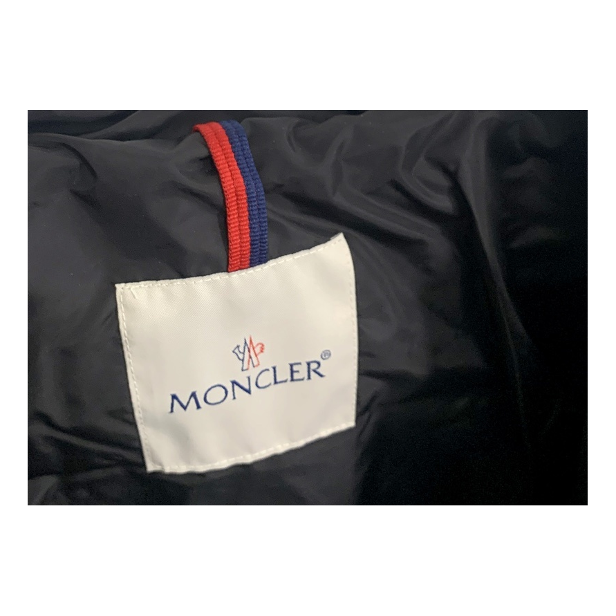 Moncler Cinched-Waist Fur-Trim Hooded Down Puffer Jacket – Black