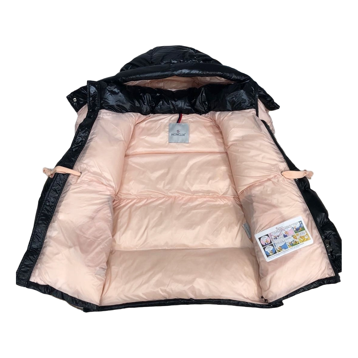 Moncler Mountain-Badge Glossy Short Down Puffer Jacket – Black
