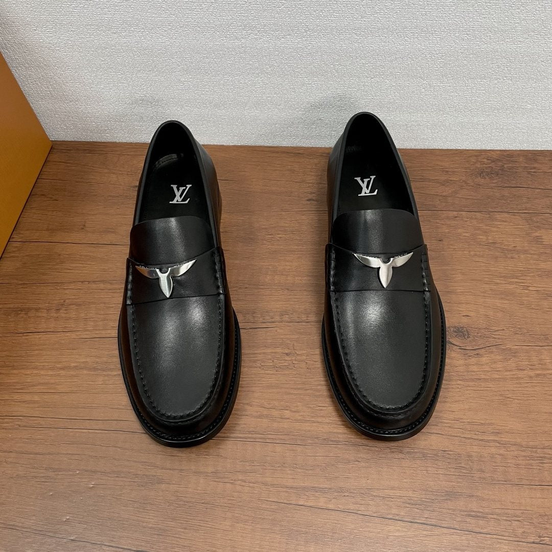 Louis Vuitton Major Black Loafers
