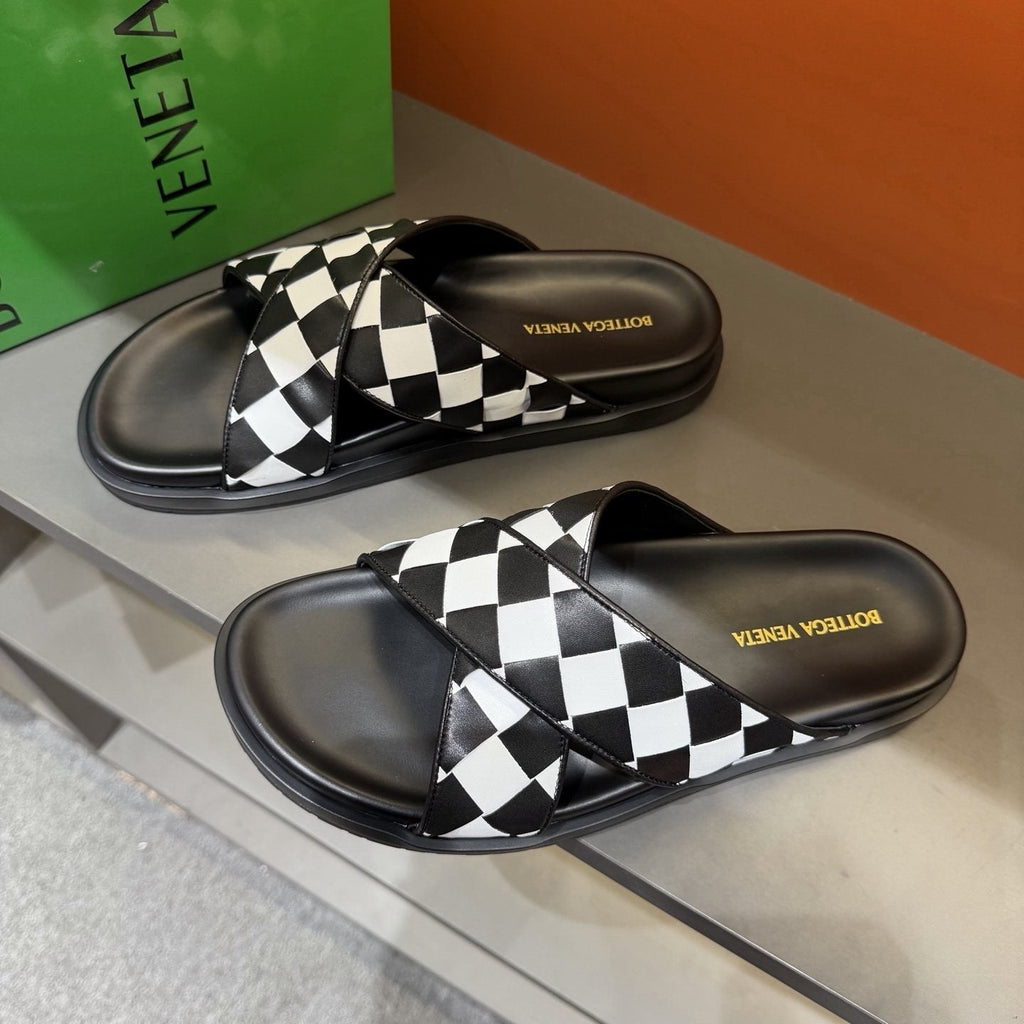 Bottega Veneta Men's Woven Checkerboard Slide Sandals - Black and White