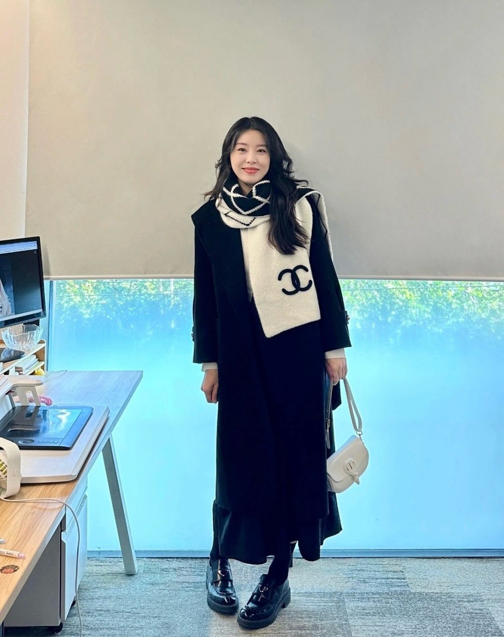 Chanel Black & Ivory Knit Scarf