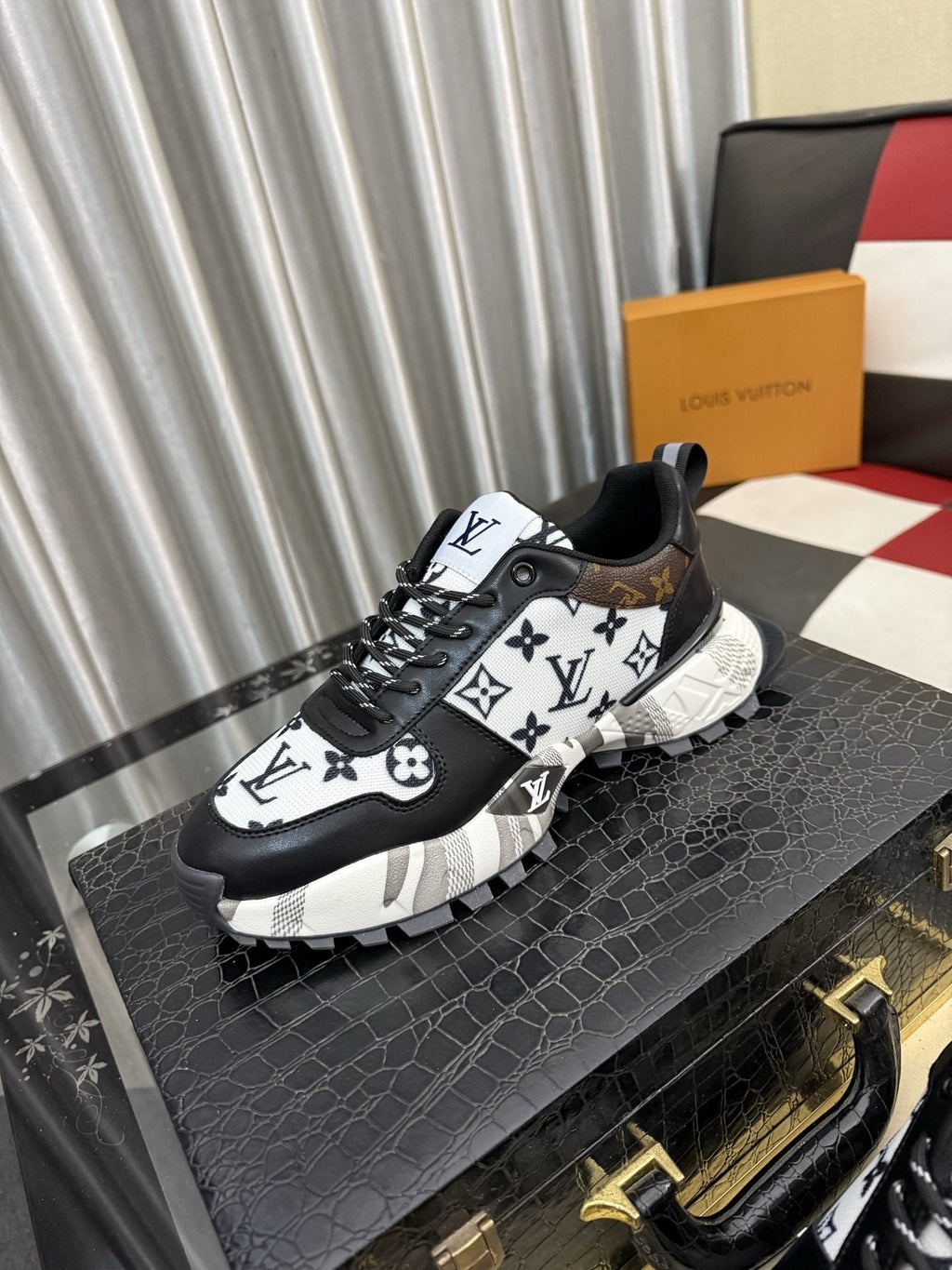 Louis Vuitton Graphic-Pattern Chunky Sneakers