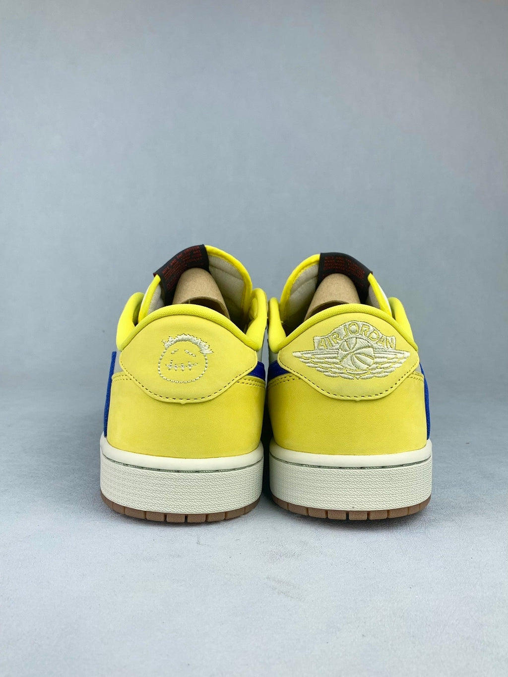 Air Jordan 1 Low OG Reverse Olive Unisex Sneakers DZ4137-700